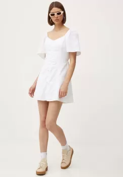 Abercrombie & Fitch rochie din in culoarea alb, mini, mulata imagine