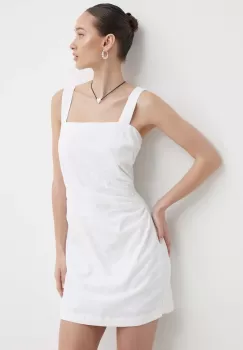 Abercrombie & Fitch rochie din in culoarea alb, mini, mulata imagine