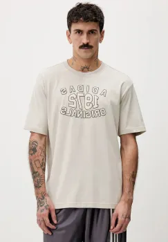 adidas Originals tricou din bumbac Varsity culoarea bej, cu imprimeu, JX8176 imagine