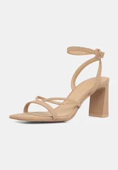 Pantofi cu toc imagine