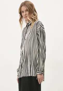 Answear Lab camasa femei, culoarea bej, cu guler clasic, relaxed imagine