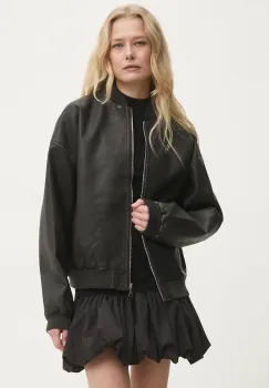 Answear Lab geaca bomber femei, culoarea maro, de tranzitie imagine