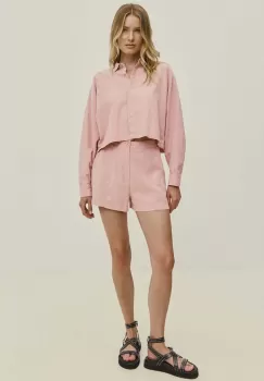 Answear Lab pantaloni scurti cu in culoarea roz, neted, high waist imagine