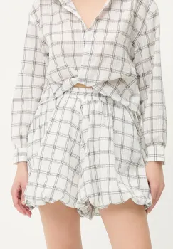 Answear Lab pantaloni scurti culoarea alb, modelator, high waist imagine