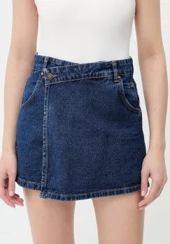 Answear Lab pantaloni scurti jeans culoarea albastru marin, neted, high waist imagine