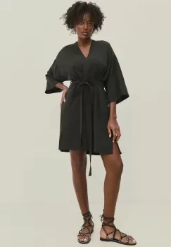 Answear Lab rochie din in culoarea negru, mini, drept imagine