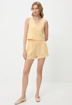 Answear Lab vesta si pantaloni scurti culoarea galben imagine