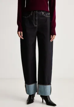 Armani Exchange  blugi relaxed fit pentru femei imagine