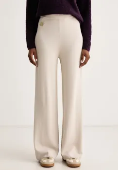 Armani Exchange  pantaloni pentru femei cu vascoza imagine