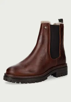 Barbour ghete scurte cu toc plat pentru femei din piele Evie imagine