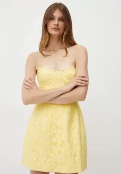 Bardot rochie CLARINA culoarea galben, mini, evazati, 59396DB imagine