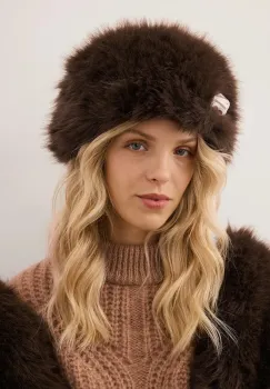 Bizuu caciula FURRA culoarea maro, FURRA BRAZOWY imagine