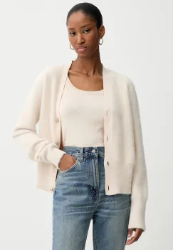 Pulovere si cardigane imagine