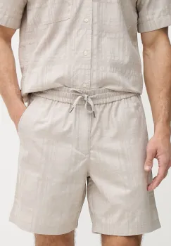 BOSS Orange pantaloni scurti chinos barbatesti din bumbac imagine