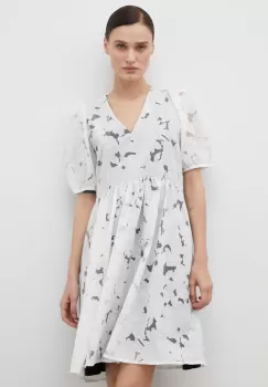 Bruuns Bazaar rochie din amestec de in culoarea alb, mini, evazati imagine