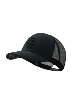 Compressport sapca Trucker Cap culoarea negru, cu imprimeu, XHWU4190 imagine