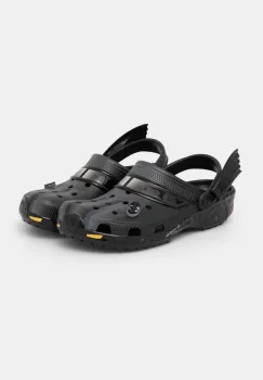 Crocs papuci Classic Batman Batmobile Clog barbati, culoarea negru, 210219 imagine