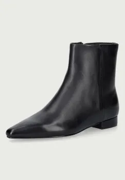 Furla  botine pentru femei din piele Dora imagine