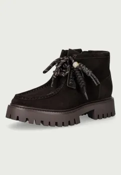 Guess  botine pentru femei din piele intoarsa FARDINA imagine