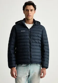 Guess Jeans geaca de tranzitie pentru barbati imagine