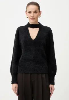 Guess pulover YUKI imagine