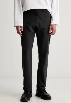 Helly Hansen pantaloni pentru barbati imagine