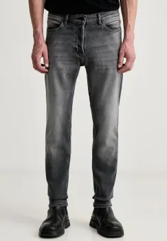 HUGO  blugi tapered pentru barbati imagine