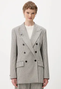 HUGO sacou Amalisa imagine