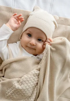 Jamiks caciula bebe REMI culoarea bej, din tesatura neteda, JWH115 imagine