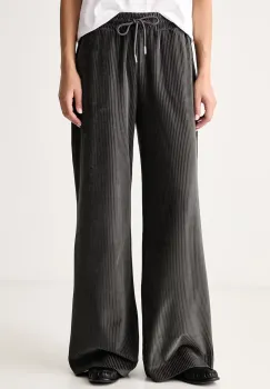 Joop!  pantaloni pentru femei din catifea reiata imagine
