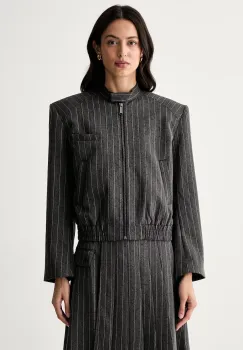 Karl Lagerfeld geaca de tranzitie pentru femei imagine