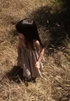 Konges Slojd rochie din bumbac pentru copii culoarea maro, mini, evazati imagine