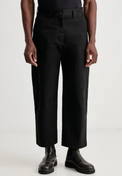 Lacoste  pantaloni pentru barbati din bumbac cu elastan imagine