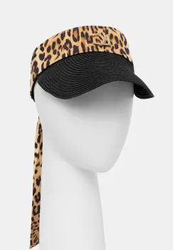 Lola Casademunt sapca cozoroc imagine