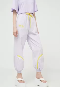 Love Moschino pantaloni de trening culoarea violet, neted imagine