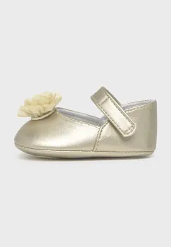 Mayoral Newborn pantofi pentru bebelusi culoarea auriu, 9902 imagine