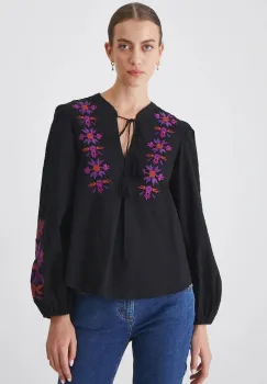 Medicine bluza din bumbac femei, culoarea negru, in modele florale imagine