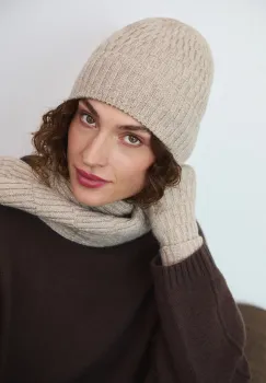 Medicine caciula culoarea bej imagine