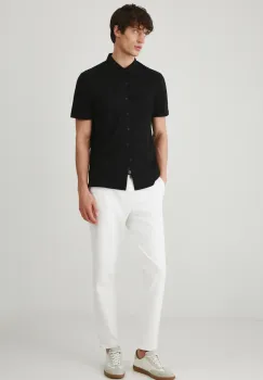 Medicine camasa barbati, culoarea negru, cu guler clasic, slim imagine