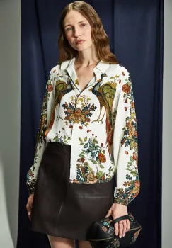 Medicine camasa culoarea bej imagine