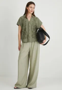 Medicine camasa culoarea verde, cu guler clasic, relaxed imagine