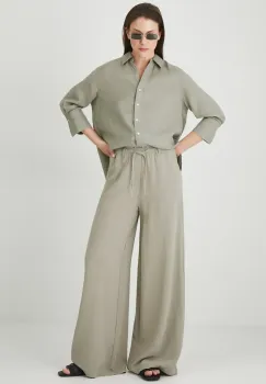 Medicine camasa de in femei, culoarea verde, cu guler clasic, relaxed imagine