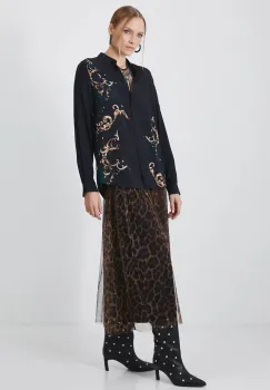 Medicine camasa femei, culoarea negru, cu guler clasic, relaxed imagine