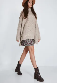 Medicine cizme de piele femei, culoarea maro, cu toc drept imagine