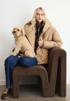 Medicine geaca culoarea bej, de tranzitie imagine