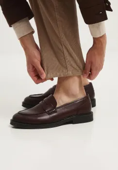 Medicine mocasini de piele culoarea maro imagine