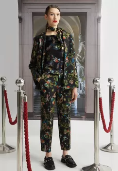 Medicine pantaloni femei, culoarea negru, fason chinos, medium waist imagine