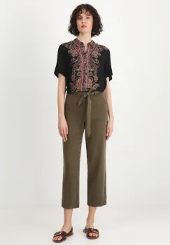 Medicine pantaloni femei, culoarea verde, drept, medium waist imagine