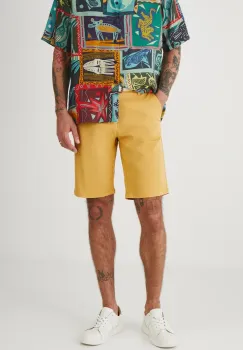 Medicine pantaloni scurti barbati, culoarea galben imagine