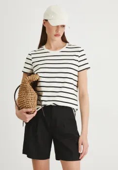 Medicine pantaloni scurti din in femei, culoarea negru, neted, high waist imagine